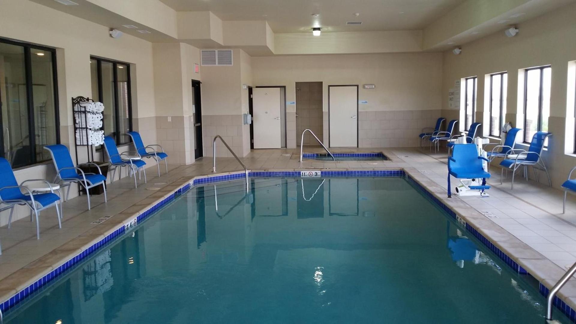 Holiday Inn Express & Suites Deming Mimbres Valley by IHG photo 36