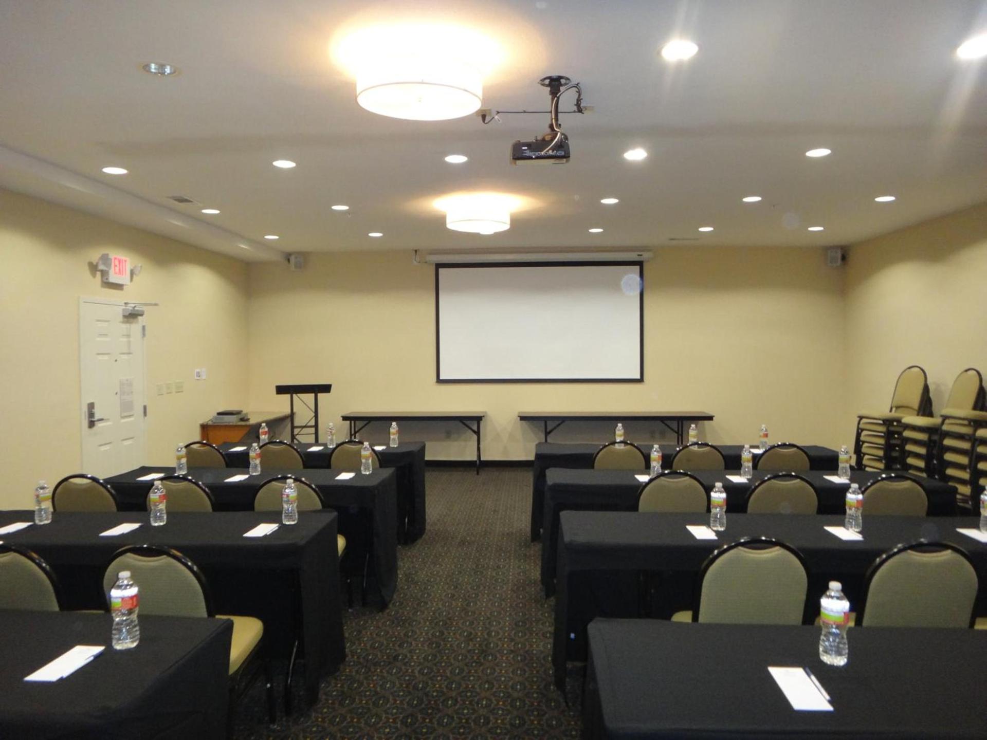 Candlewood Suites Decatur Medical Center by IHG photo 20