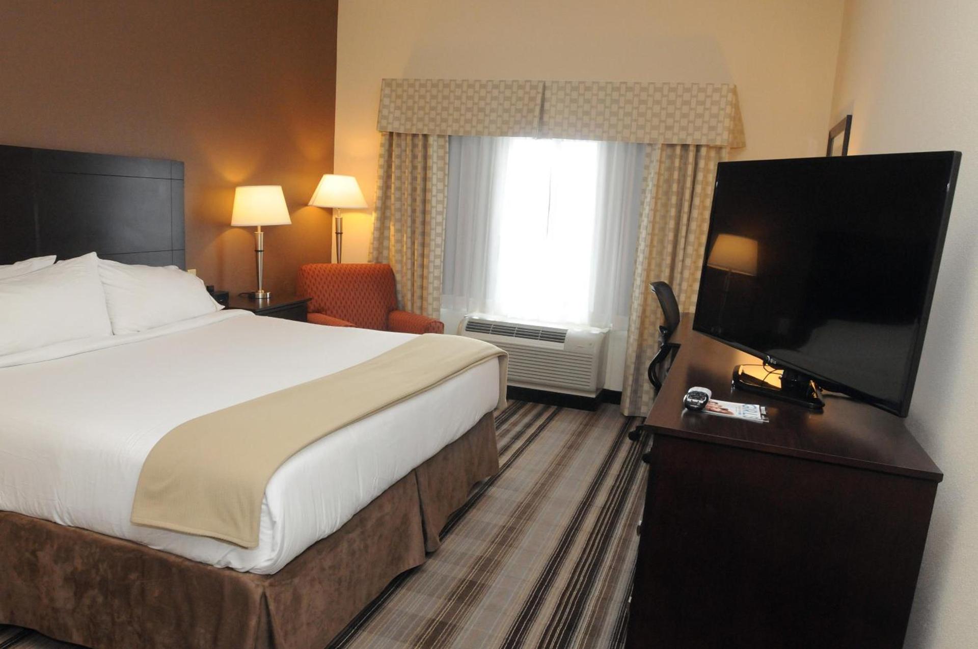 Holiday Inn Express & Suites Cambridge by IHG photo 23