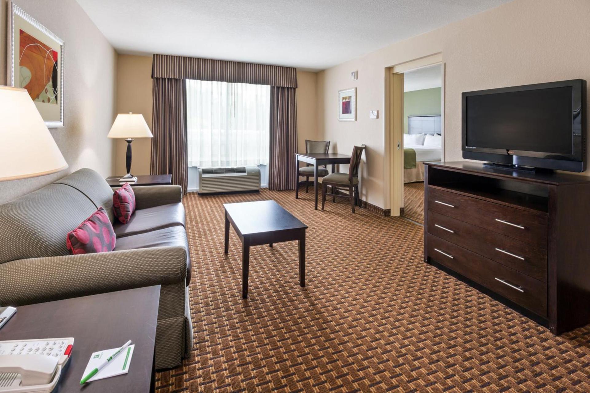 Holiday Inn Daytona Beach LPGA photo 17