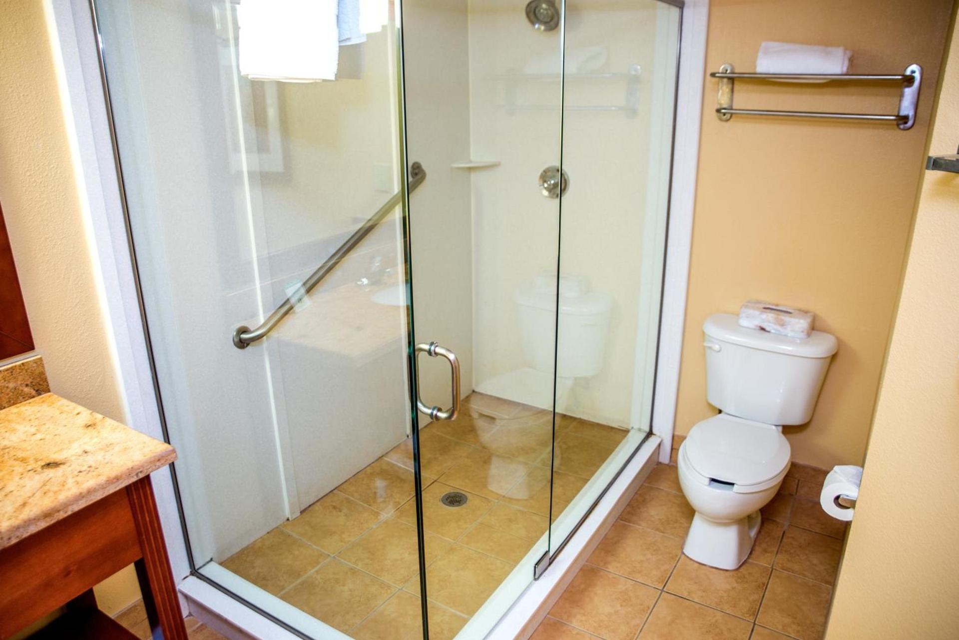 Holiday Inn Express Hotel & Suites Cocoa Beach by IHG photo 11