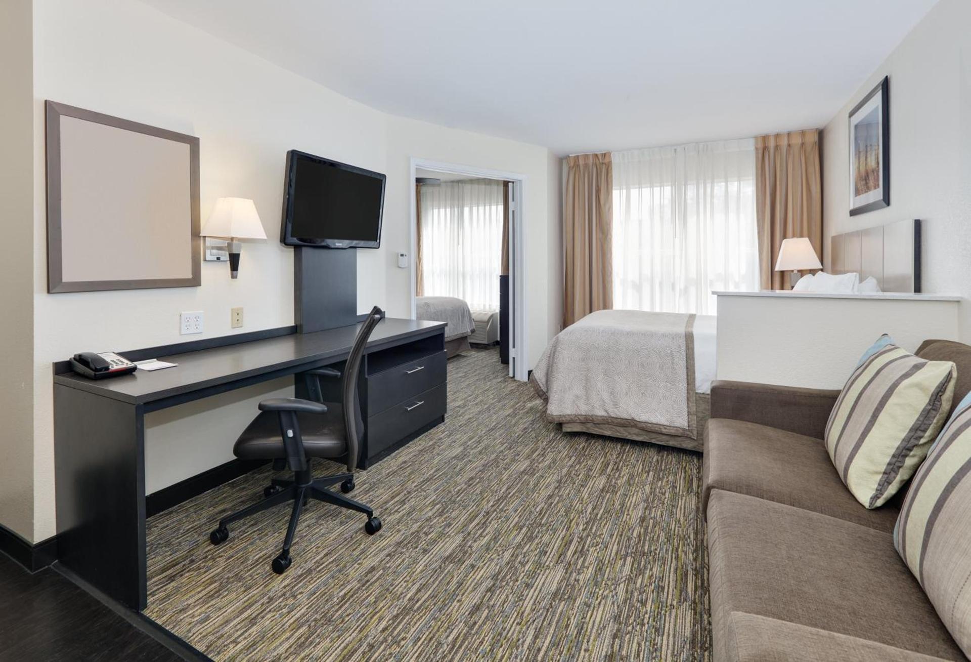 Candlewood Suites Dallas Market Center-Love Field by IHG photo 29