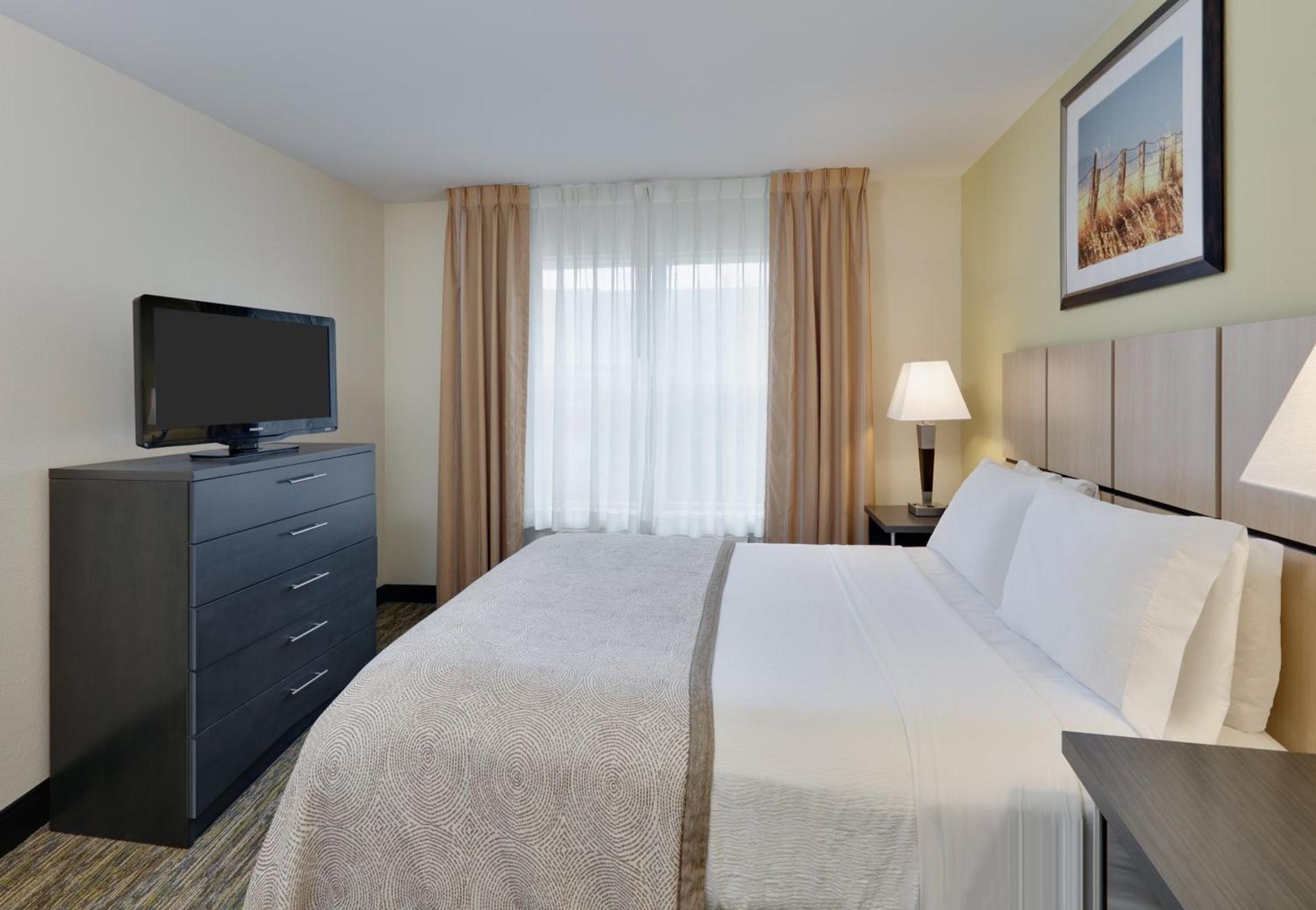 Candlewood Suites Dallas Market Center-Love Field by IHG photo 22