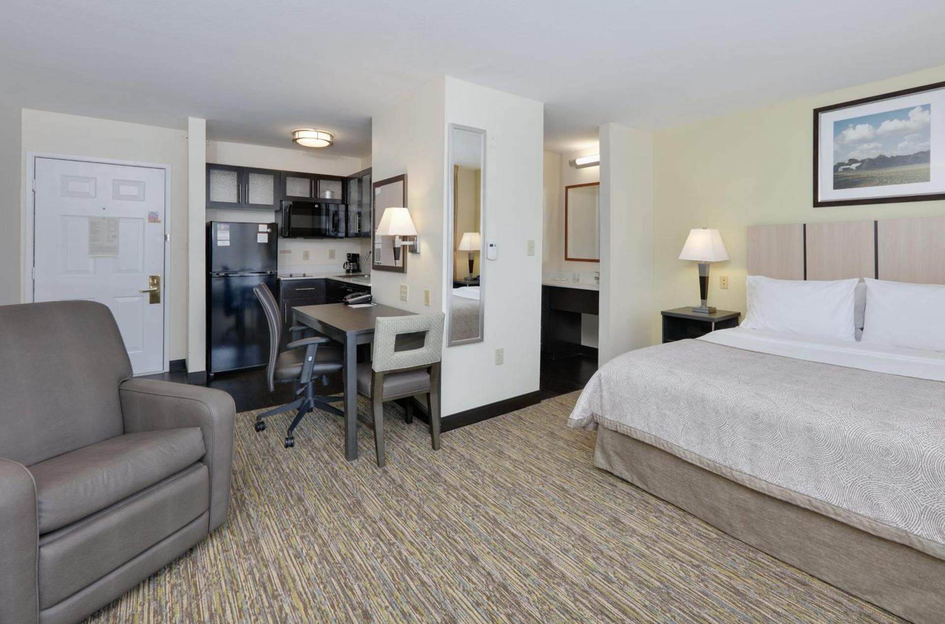 Candlewood Suites Dallas Market Center-Love Field by IHG photo 26