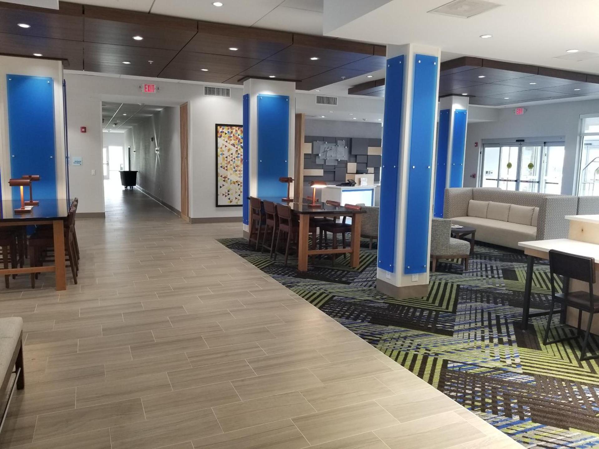 Holiday Inn Express & Suites - Fort Mill by IHG photo 6