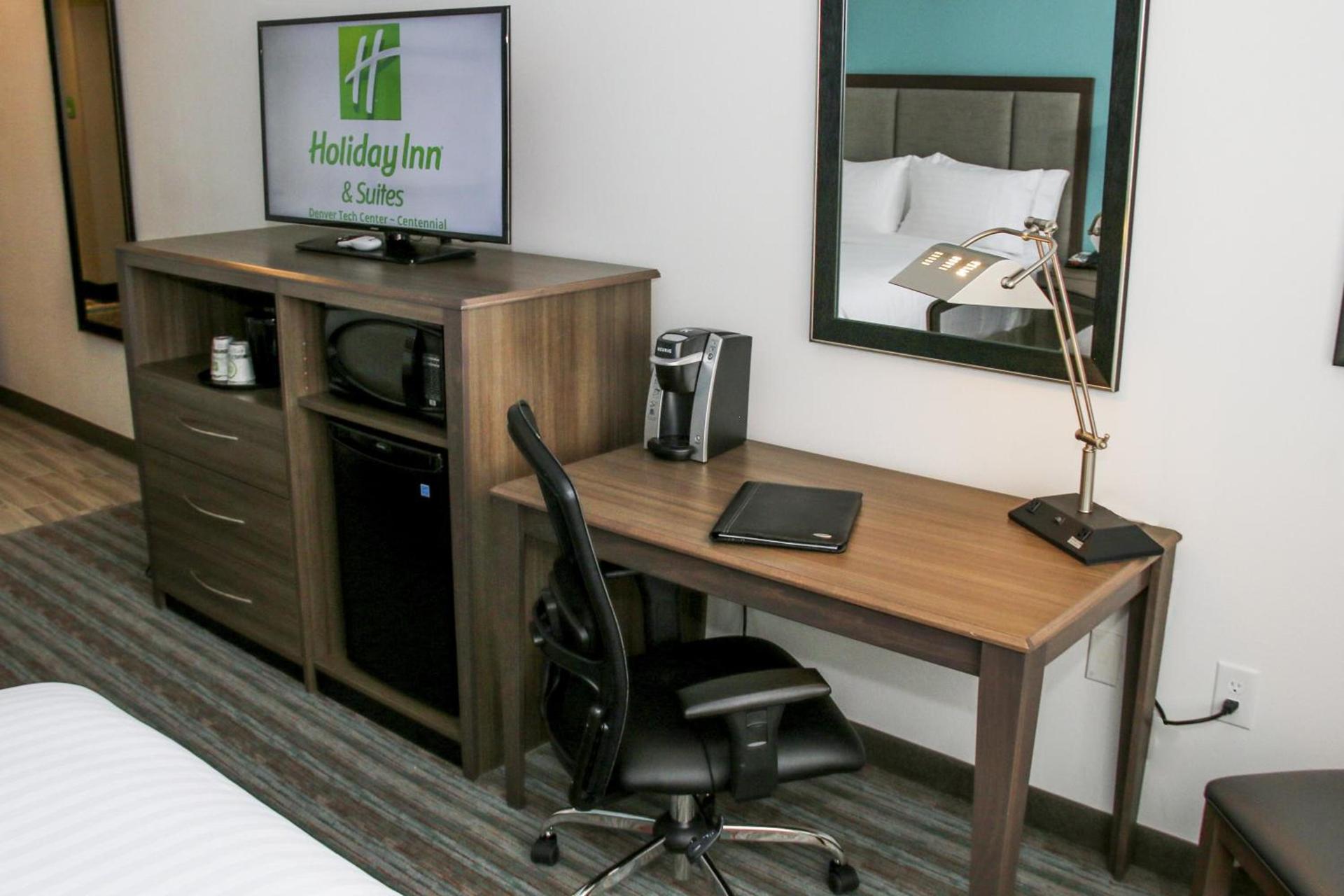 Holiday Inn & Suites Denver Tech Center-Centennial by IHG photo 10