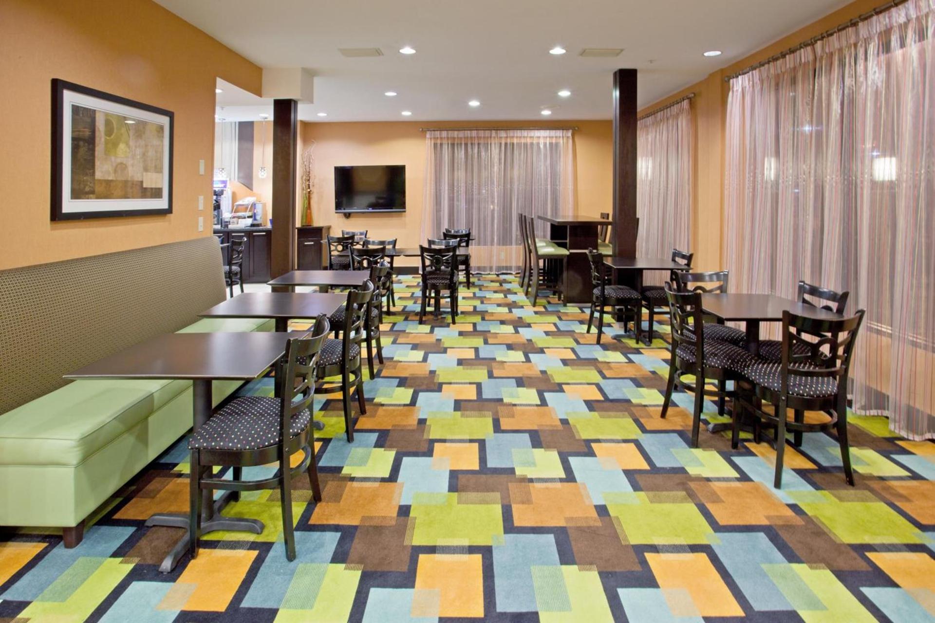 Holiday Inn Express Arlington Interstate 20 Parks Mall by IHG photo 48