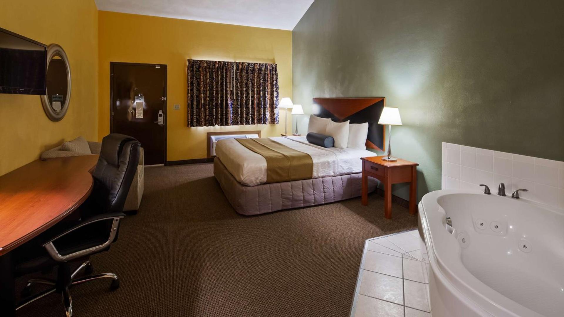 SureStay Hotel by Best Western Greenville photo 11