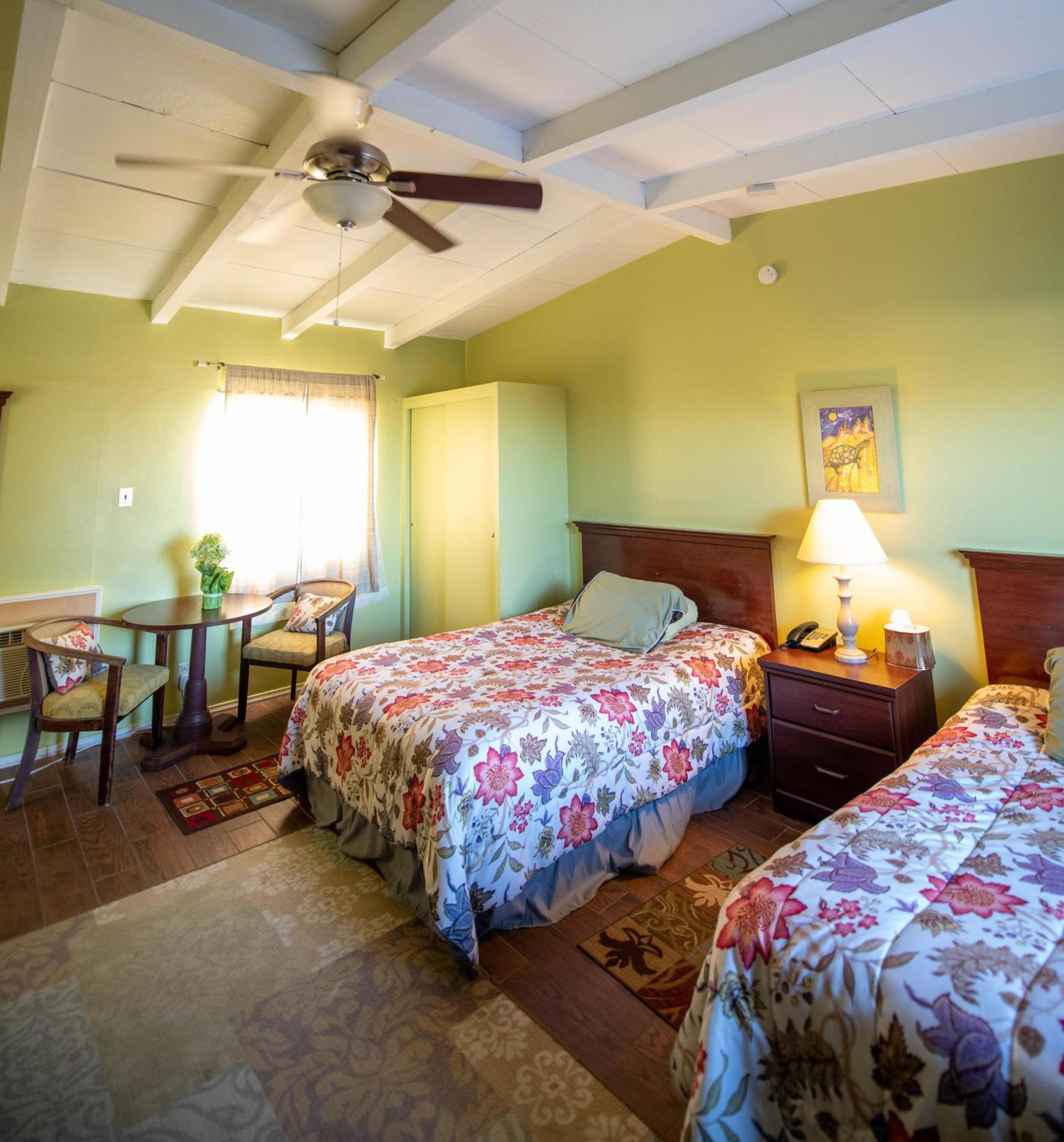 Harmony Motel photo 48