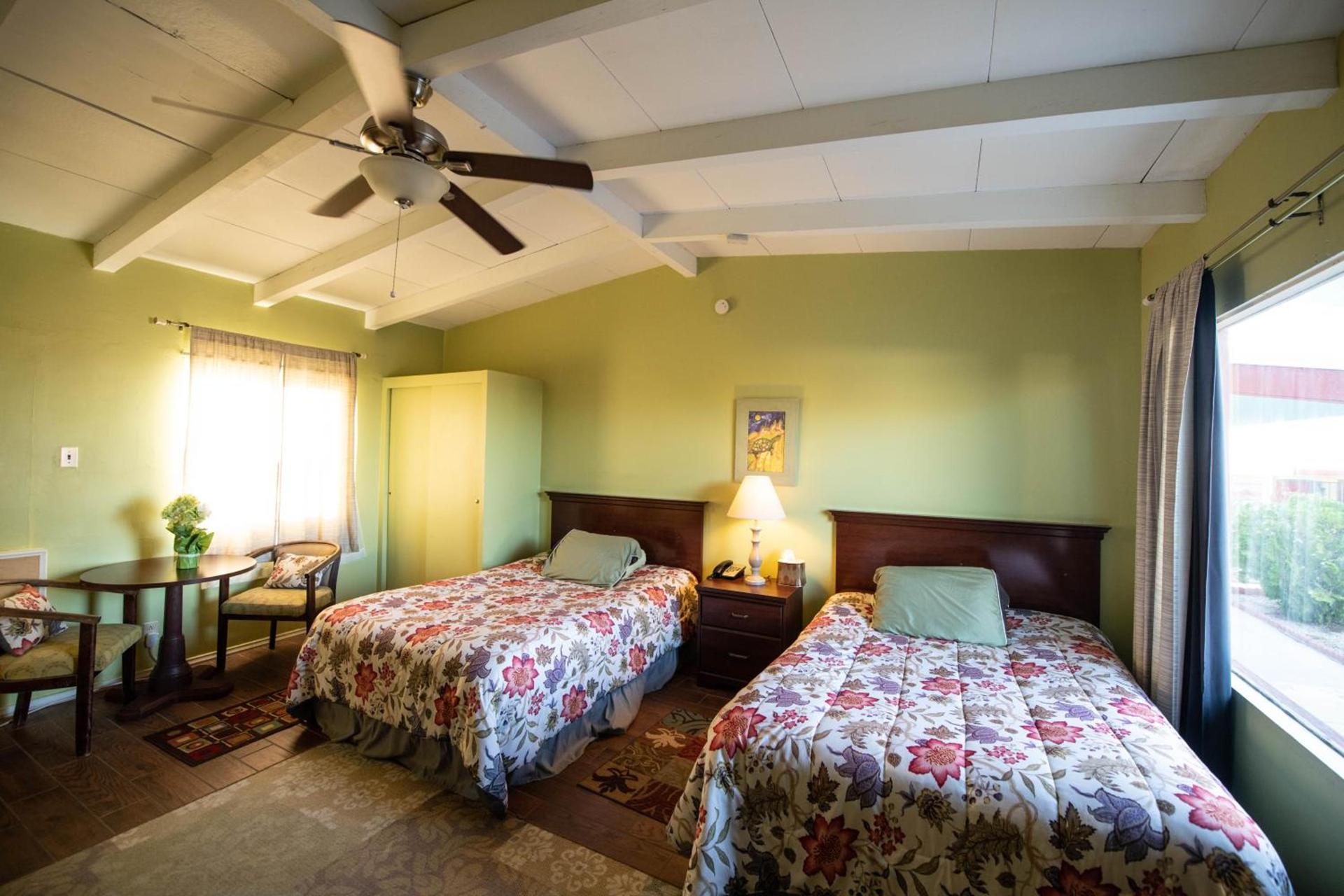 Harmony Motel photo 33