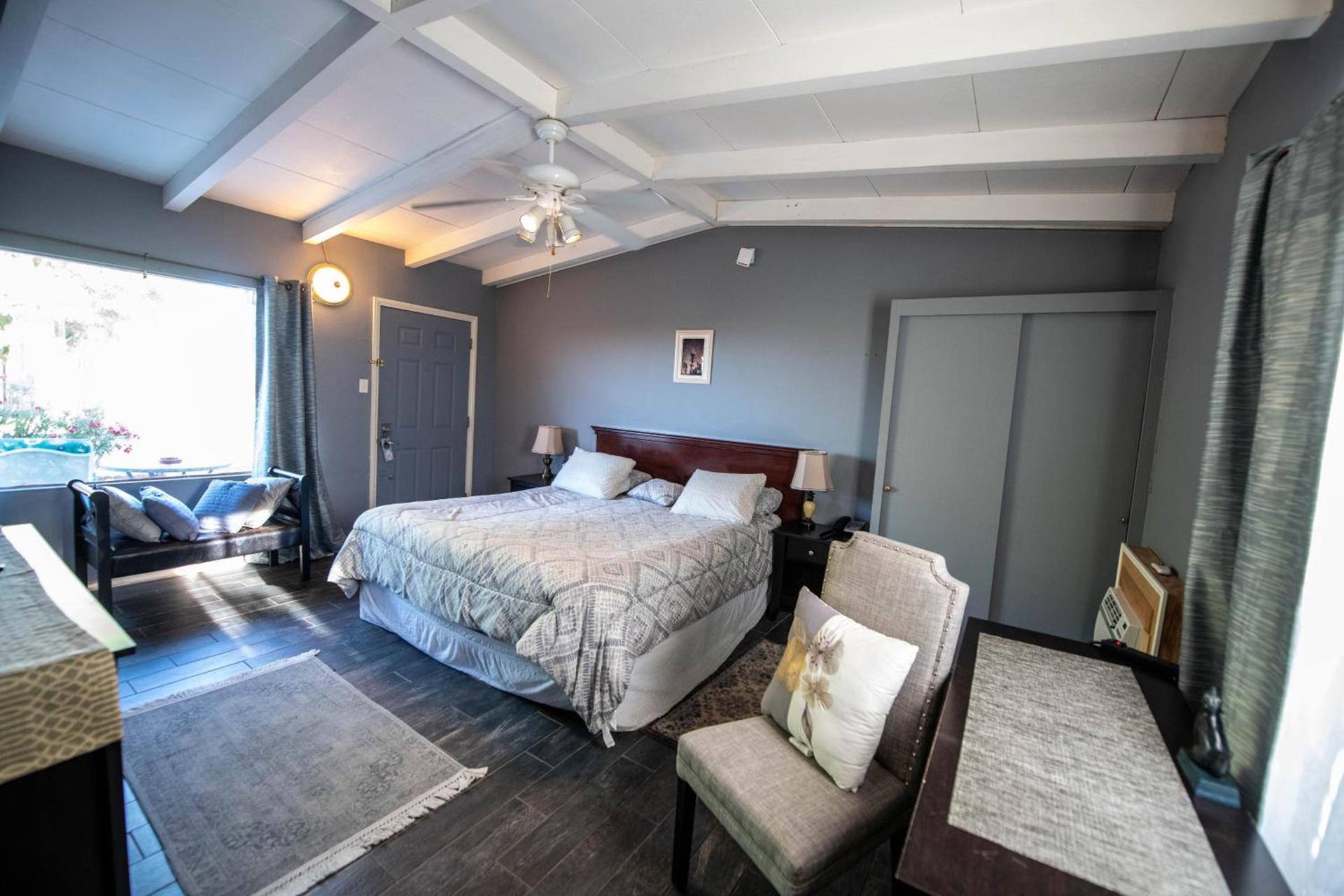 Harmony Motel photo 45