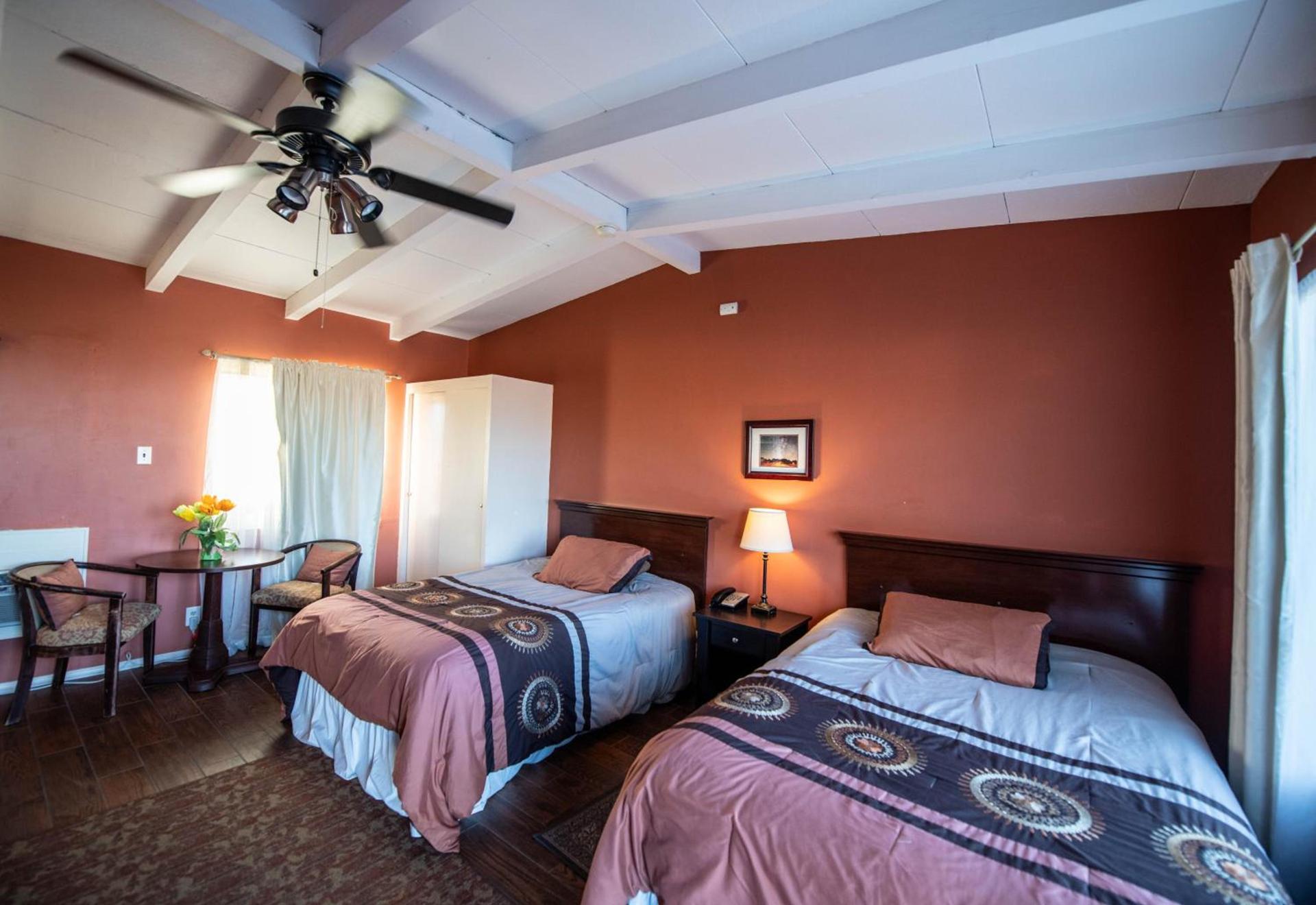 Harmony Motel photo 40