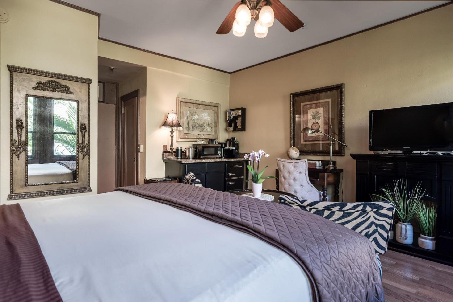 Hemingway Suites at Palm Beach Hotel Island photo 53