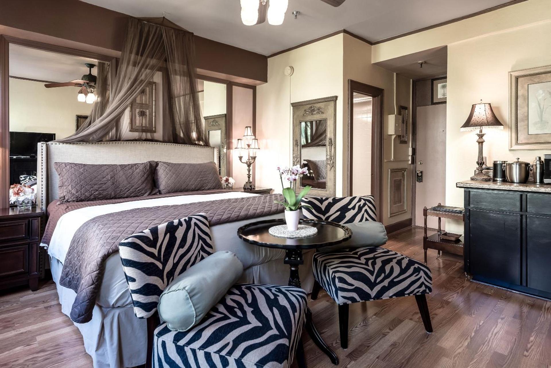 Hemingway Suites at Palm Beach Hotel Island photo 34