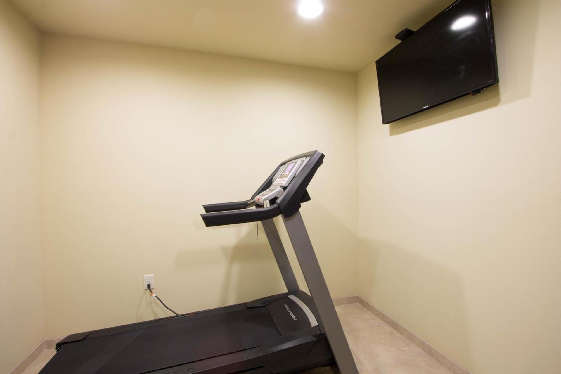 Cobblestone Inn & Suites - Eads photo 17