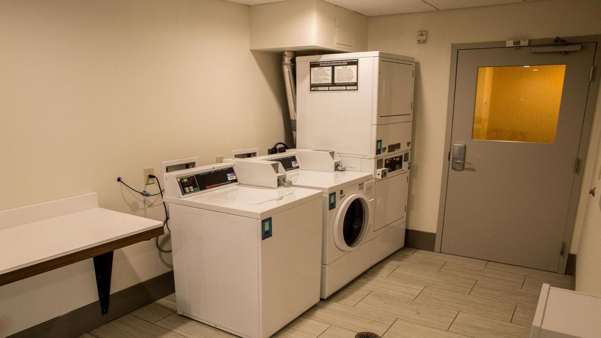 Holiday Inn Express - Columbus - Dublin by IHG photo 22