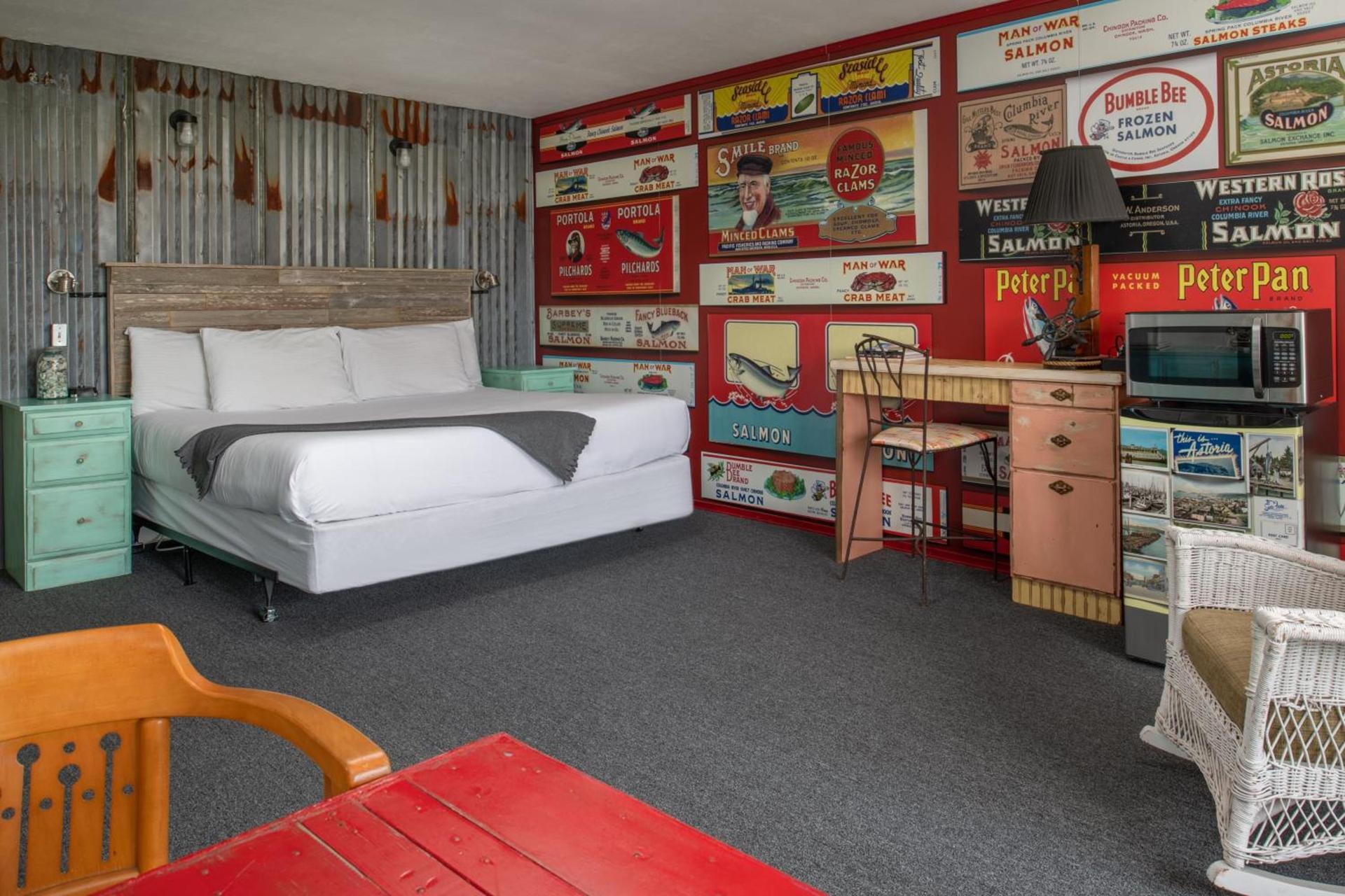 Astoria Riverwalk Inn photo 17