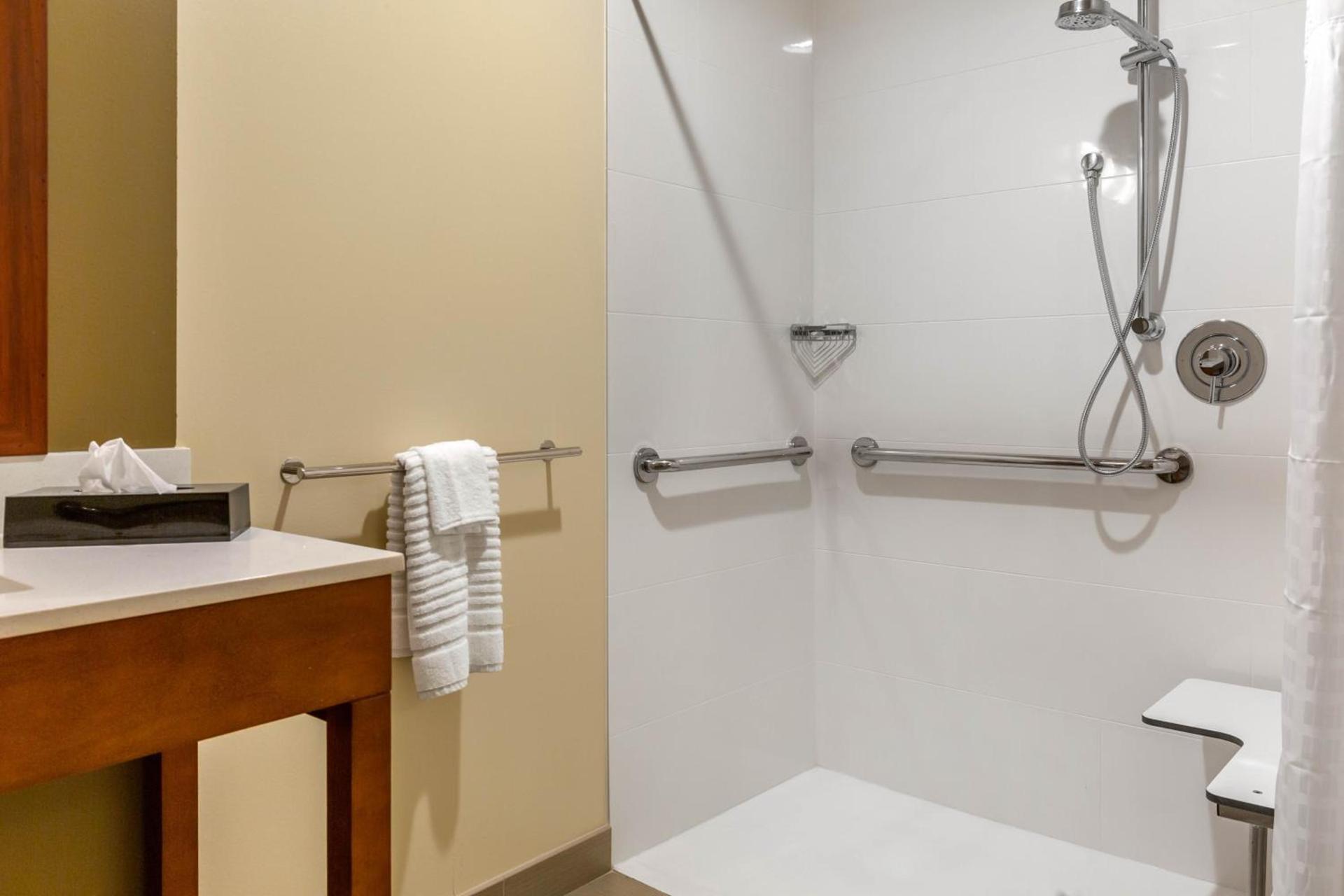 Comfort Inn & Suites Gap Amish Country photo 19