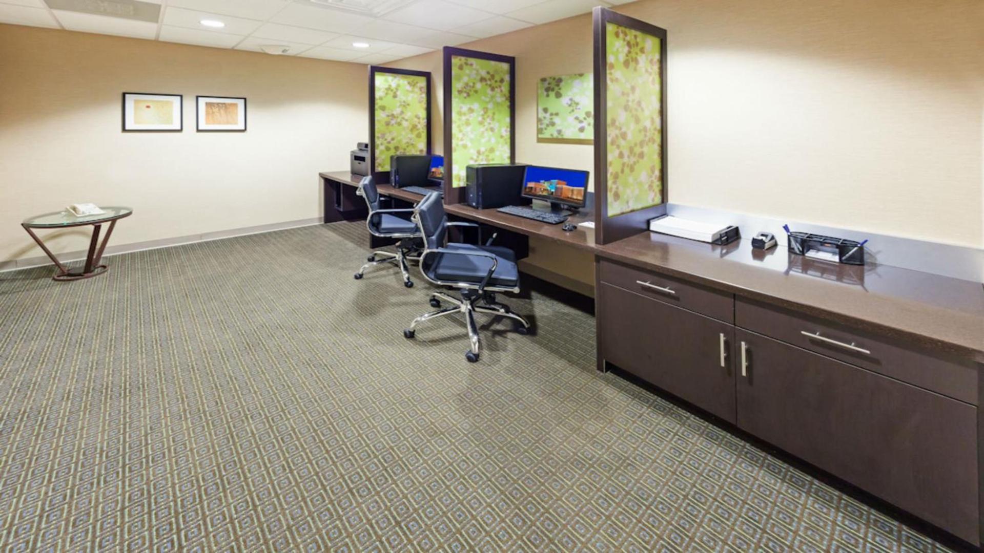 Holiday Inn Express Little Rock-Airport by IHG photo 11