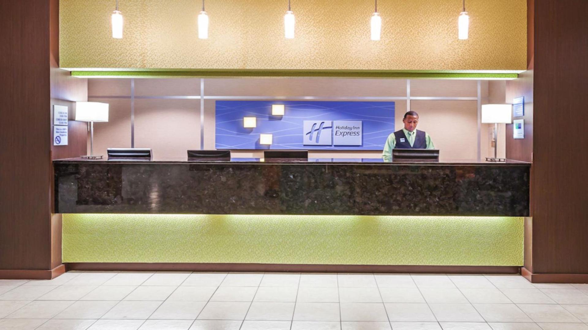 Holiday Inn Express Little Rock-Airport by IHG photo 10