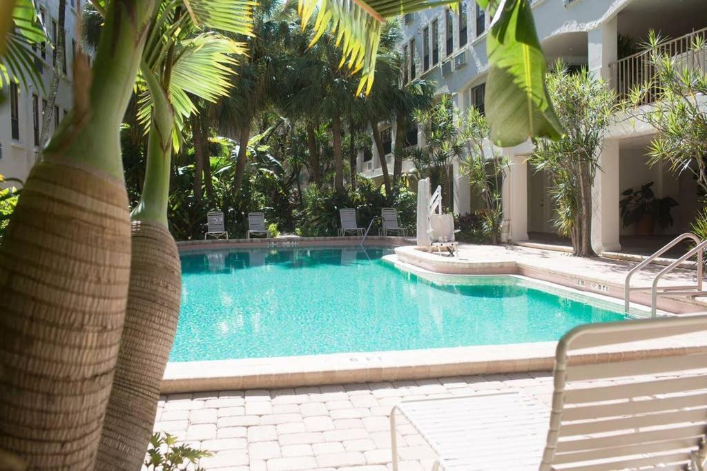 Hemingway Suites at Palm Beach Hotel Island photo 18