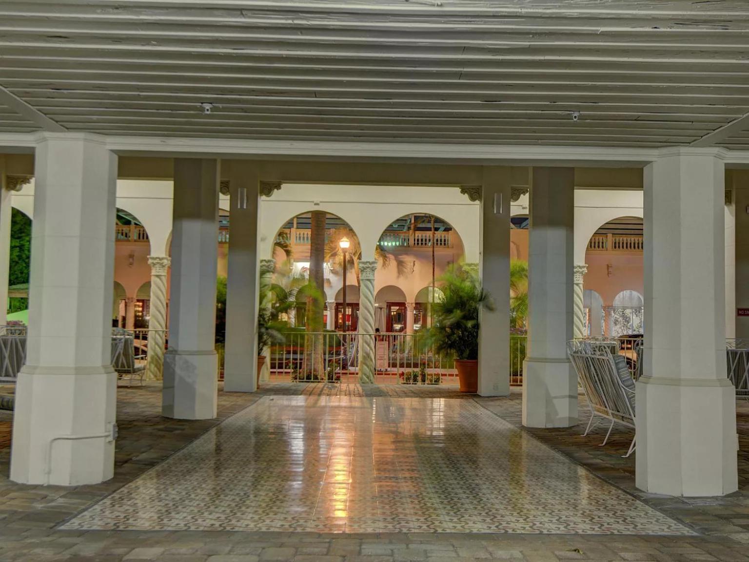Hemingway Suites at Palm Beach Hotel Island photo 81