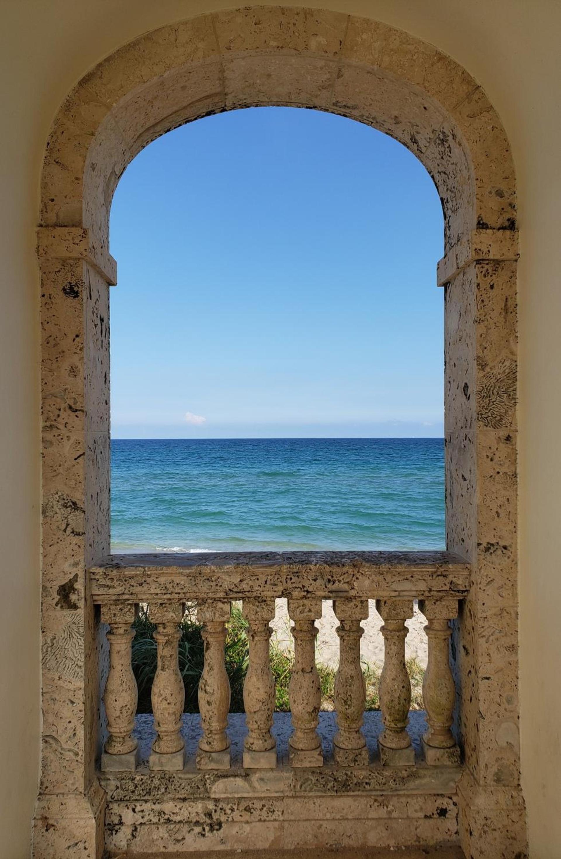 Hemingway Suites at Palm Beach Hotel Island photo 5