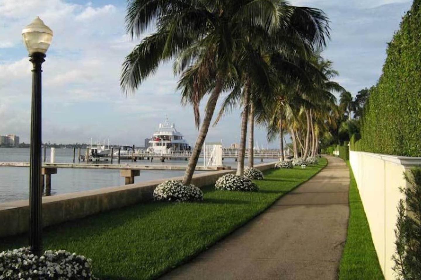 Hemingway Suites at Palm Beach Hotel Island photo 10