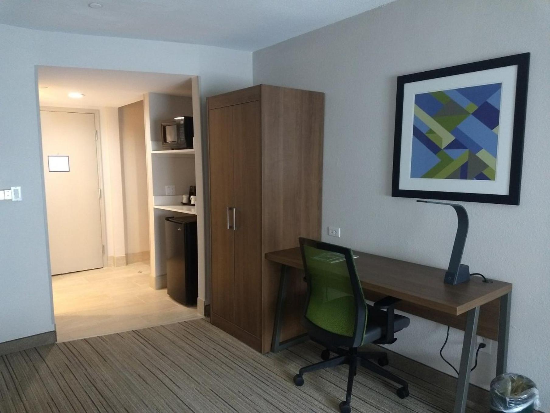 Holiday Inn Express & Suites - Indianapolis Northwest by IHG photo 42