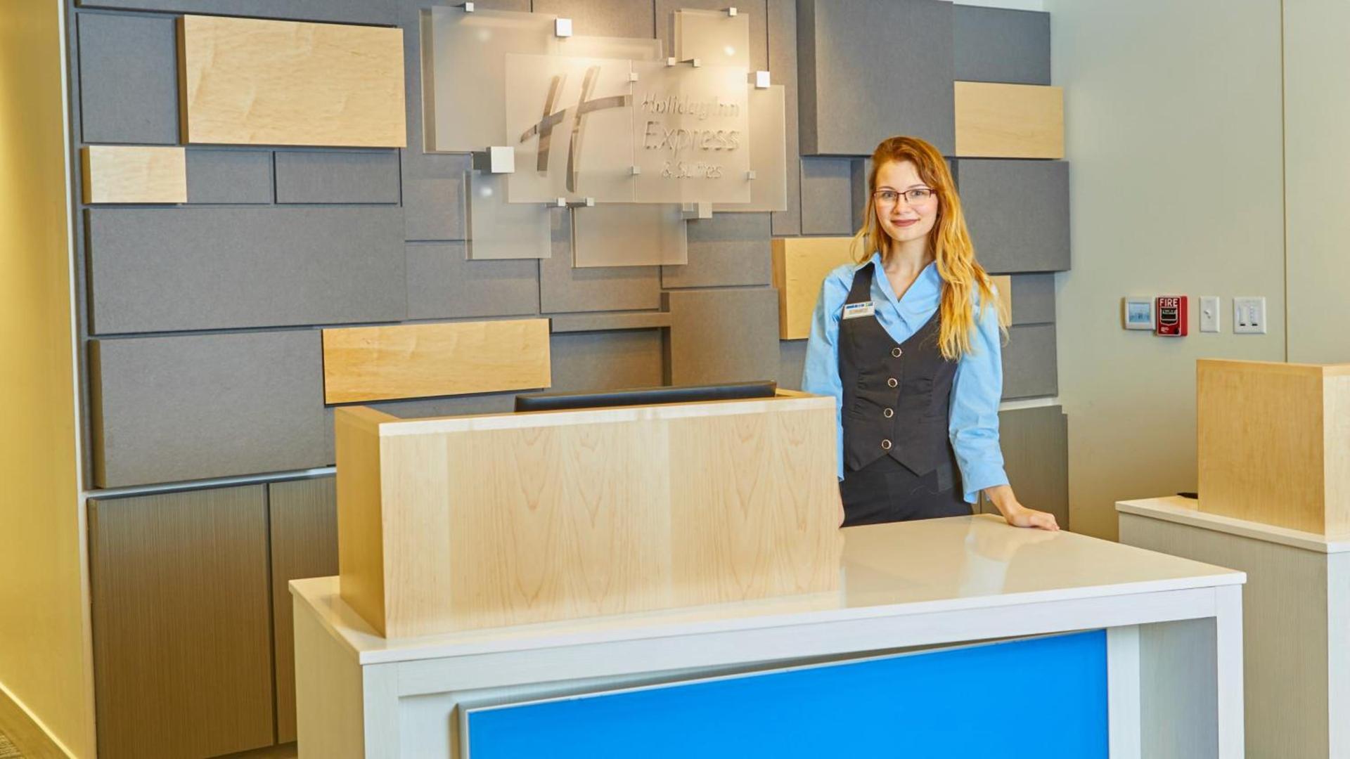 Holiday Inn Express & Suites - Hermiston Downtown by IHG photo 3