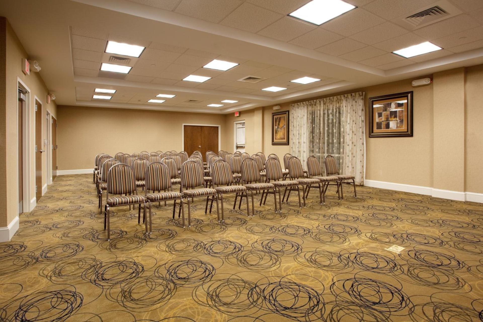 Holiday Inn Express Pembroke by IHG photo 23