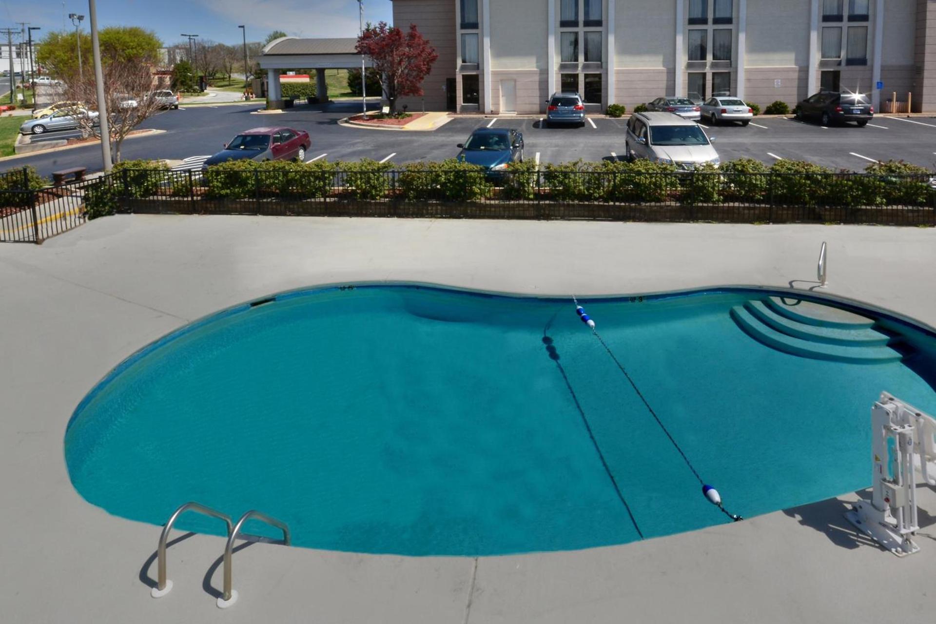 Holiday Inn Express Lynchburg by IHG photo 3