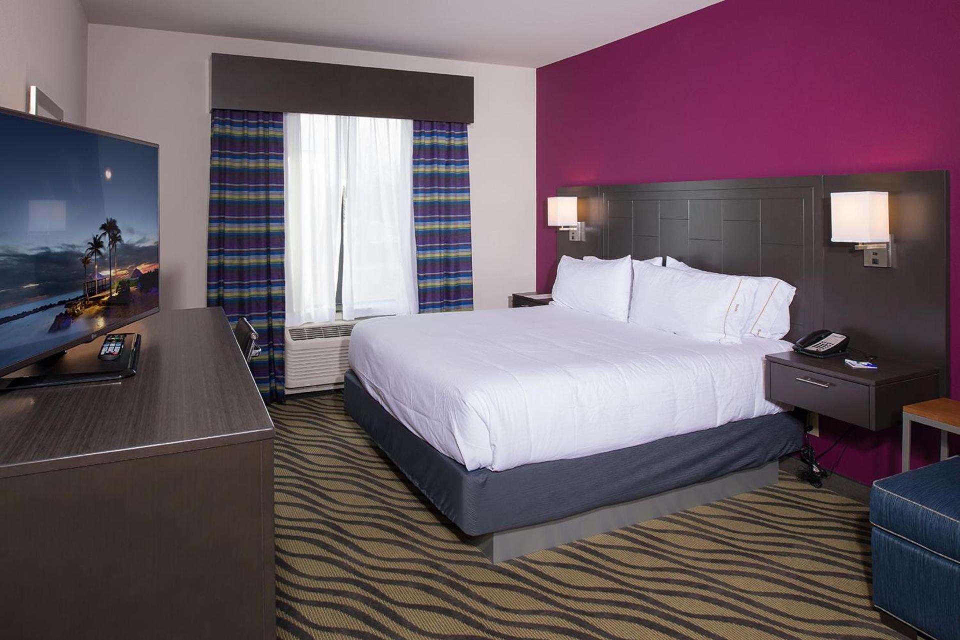 Holiday Inn Express Hutchison by IHG photo 31