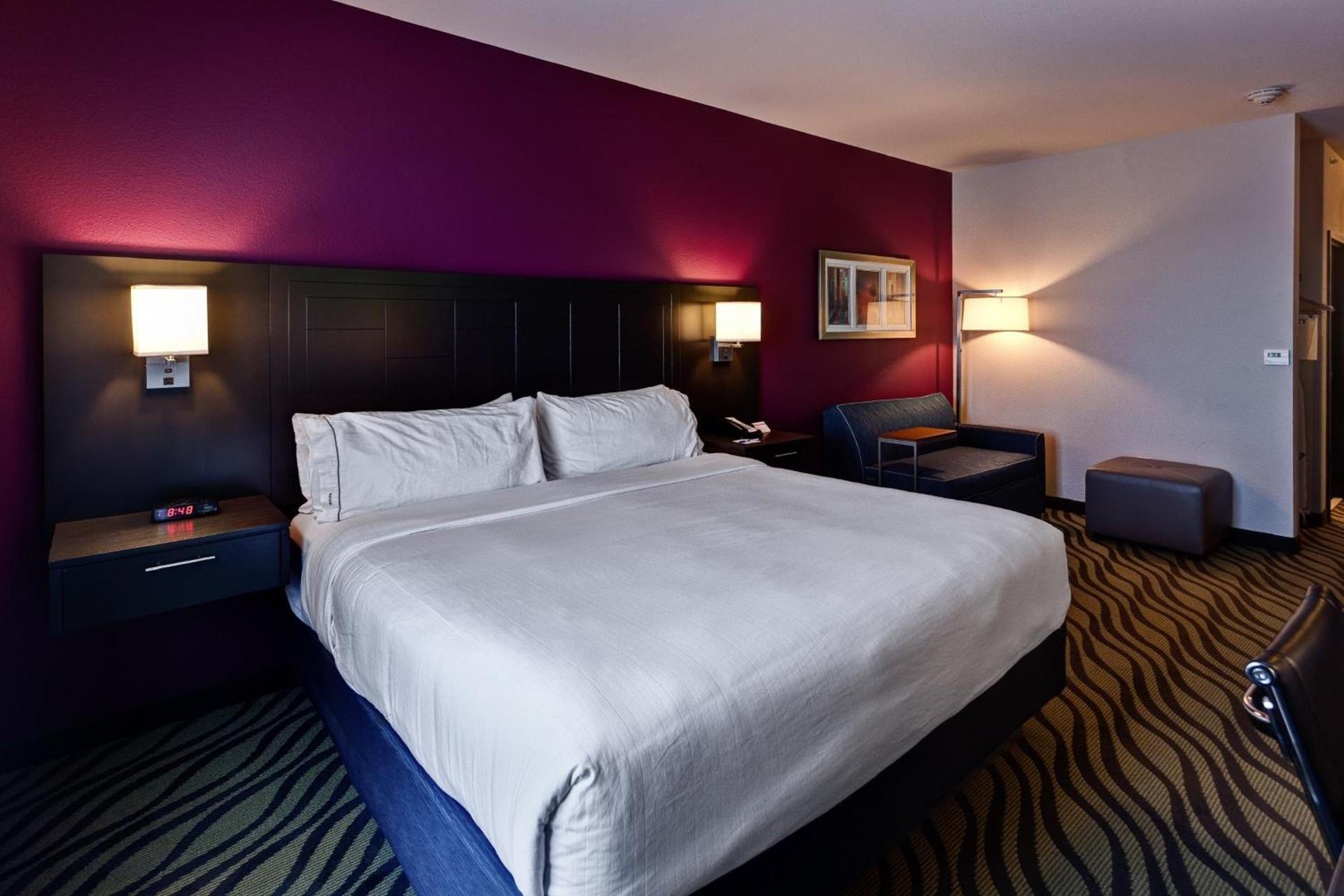 Holiday Inn Express Hutchison by IHG photo 27