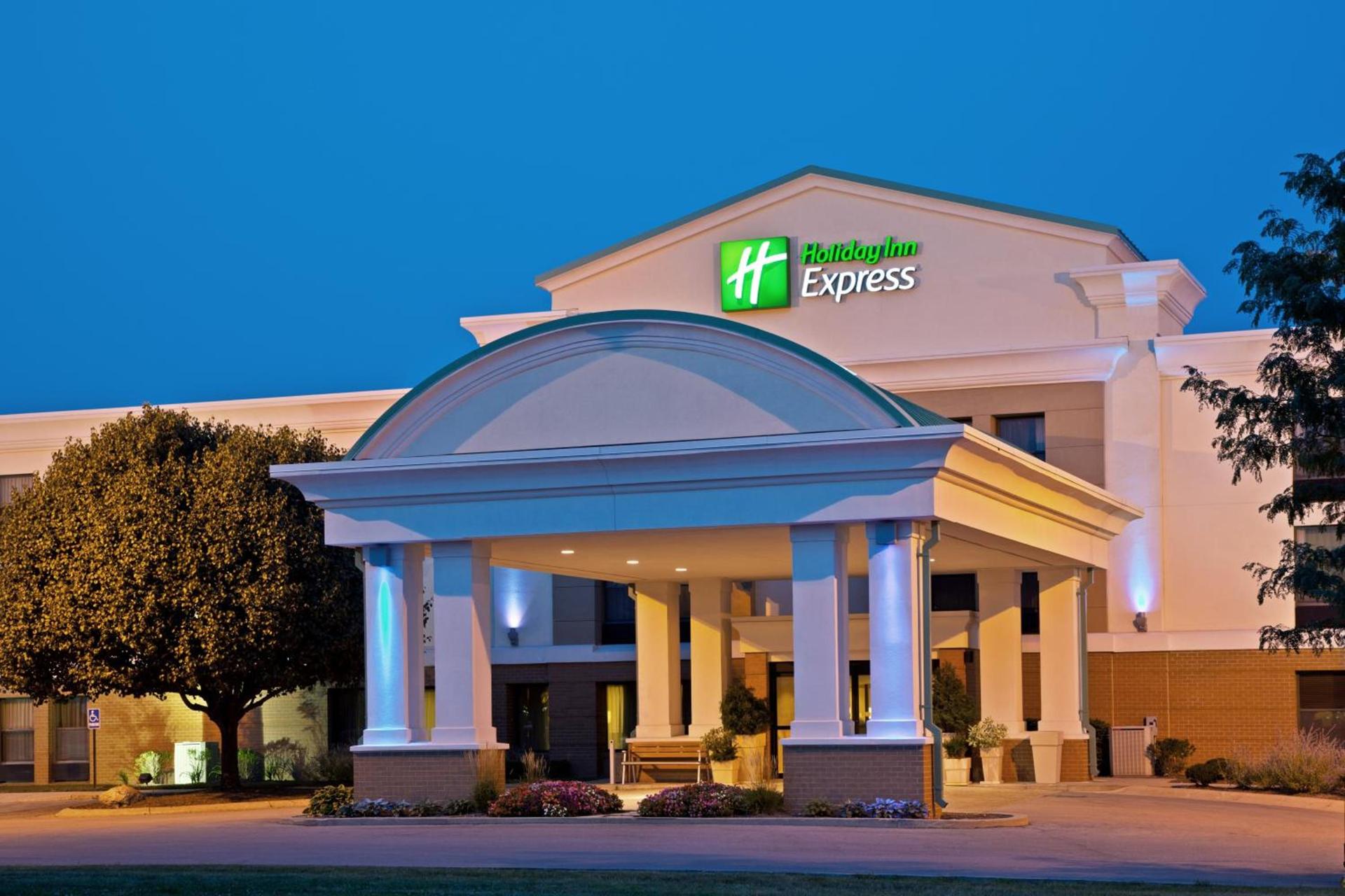 Holiday Inn Express Indianapolis Airport by IHG — hotel in Plainfield
