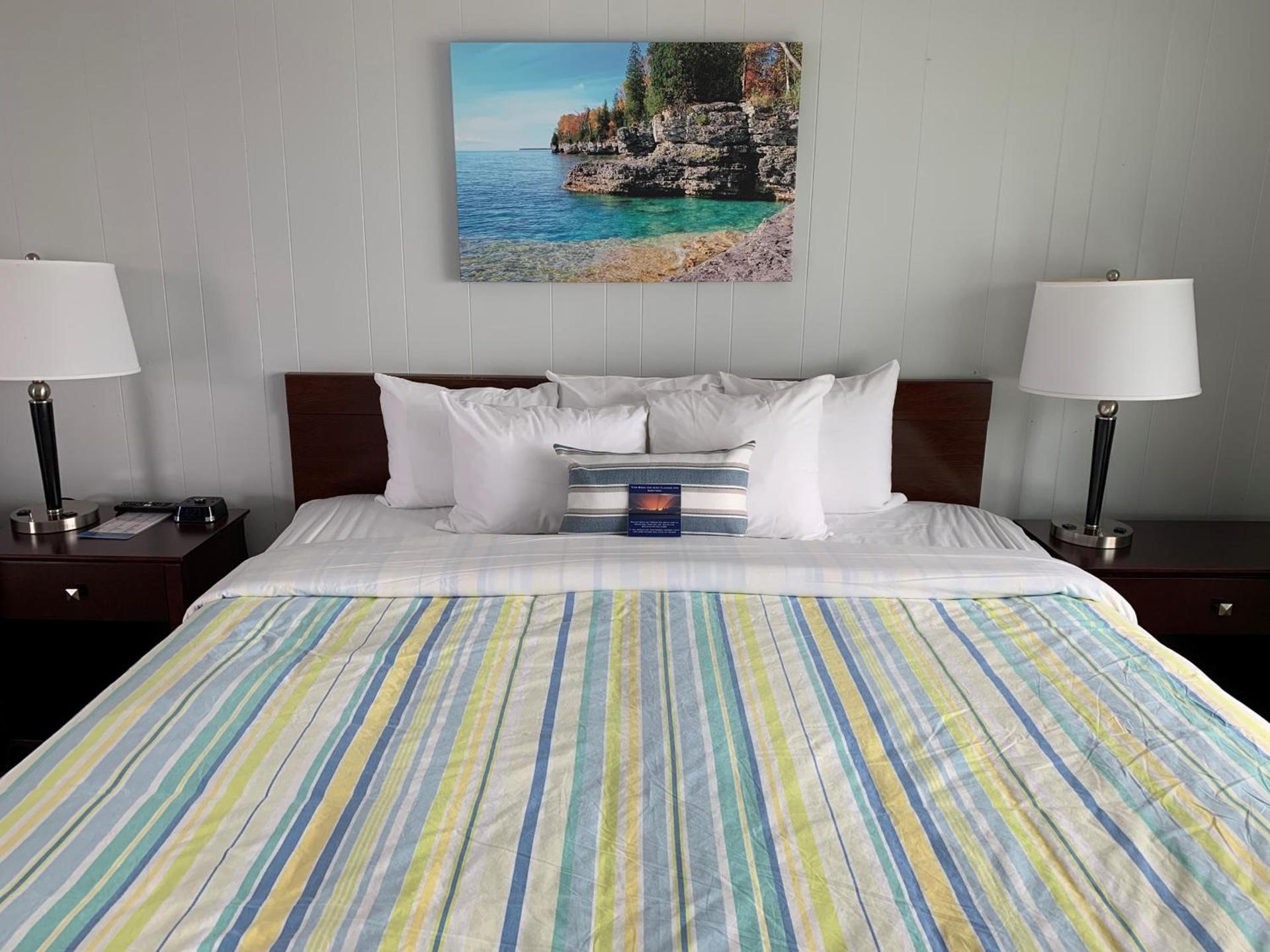 Beachfront Inn photo 98