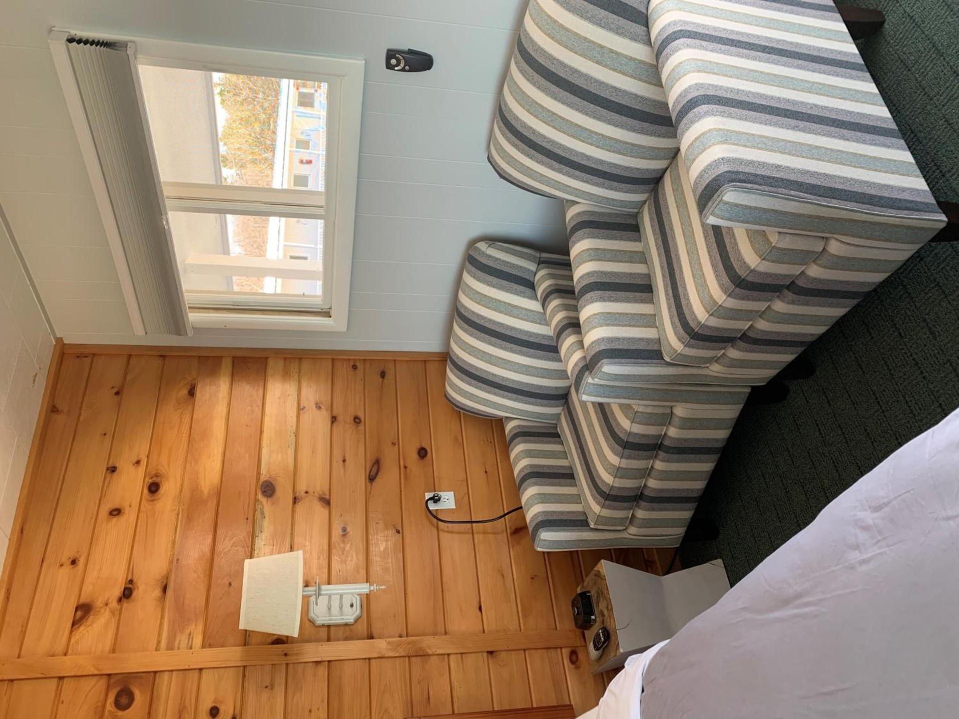 Beachfront Inn photo 74