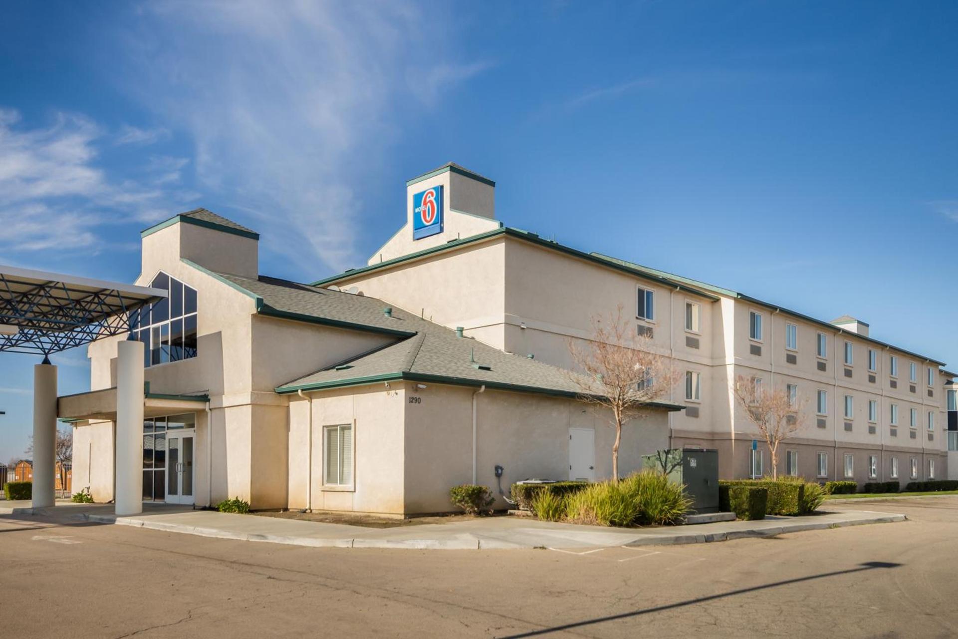 Howard Johnson by Wyndham Lemoore Near Naval Air Station photo 39