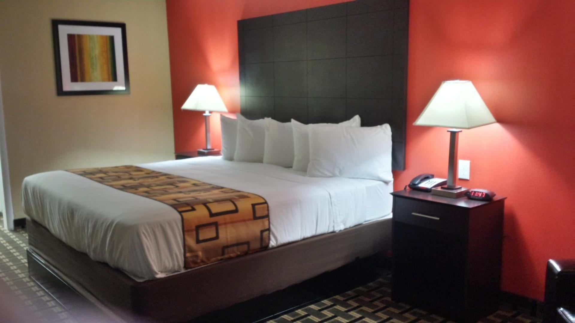 Days Inn by Wyndham Henryetta photo 16