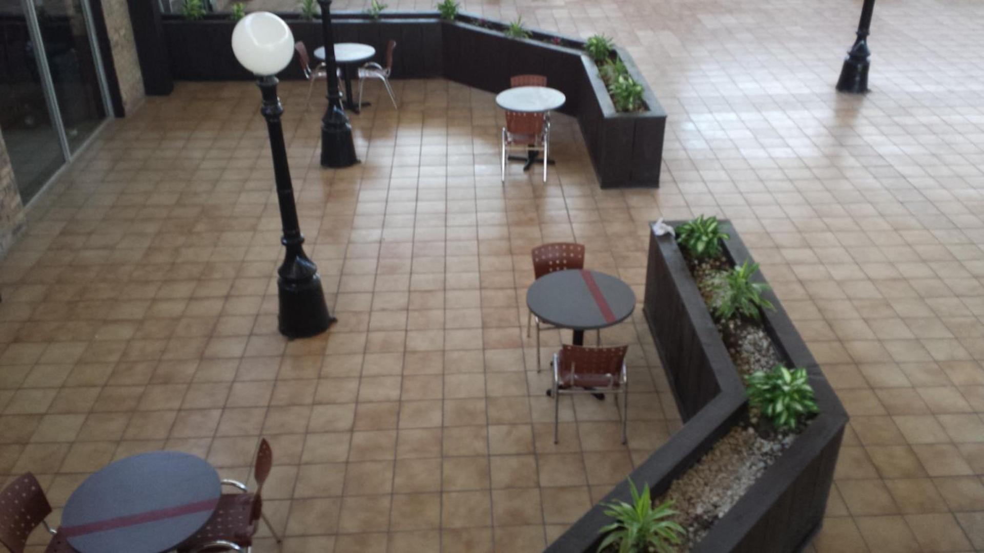 Days Inn by Wyndham Henryetta photo 27