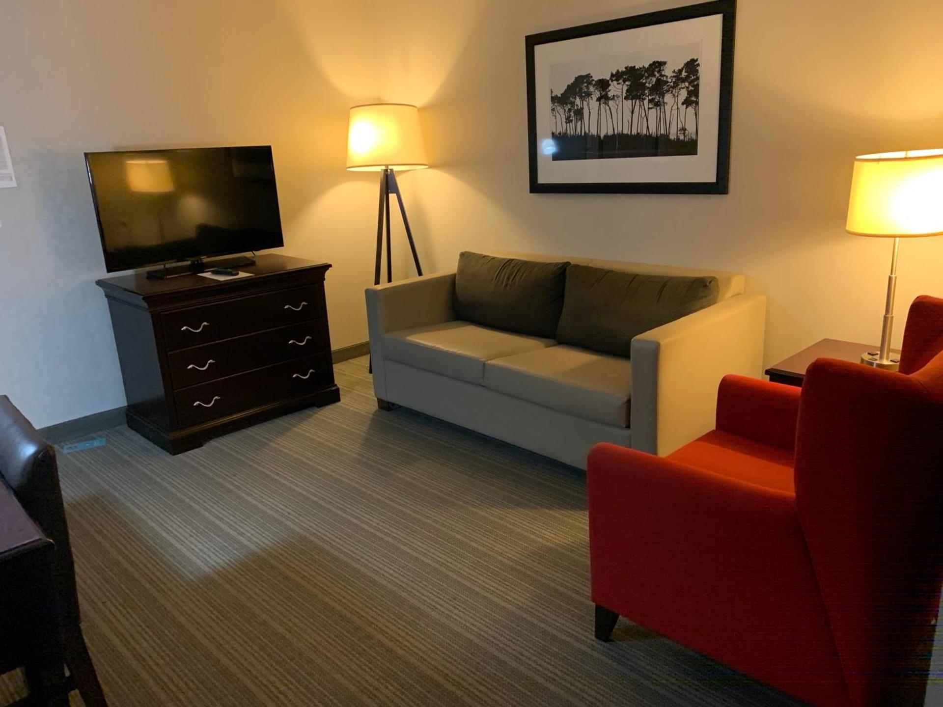 Country Inn & Suites by Radisson, Kearney, NE photo 19