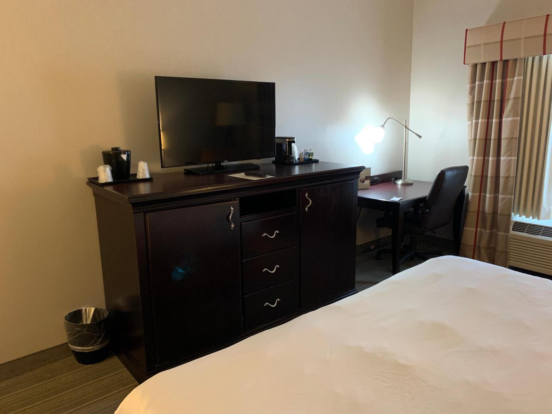 Country Inn & Suites by Radisson, Kearney, NE photo 15