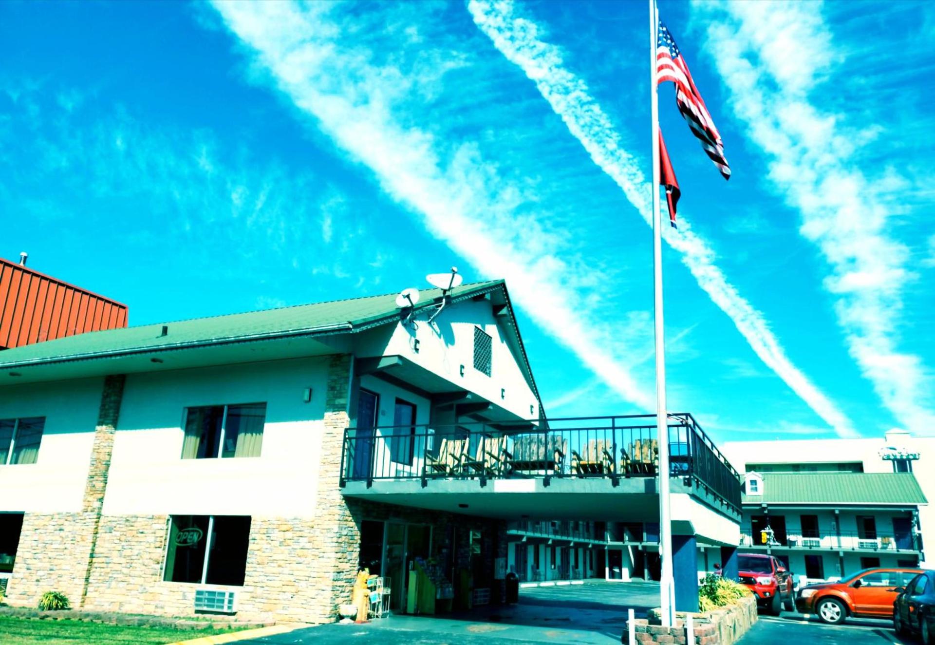 Pigeon Forge Parkway Inn photo 18