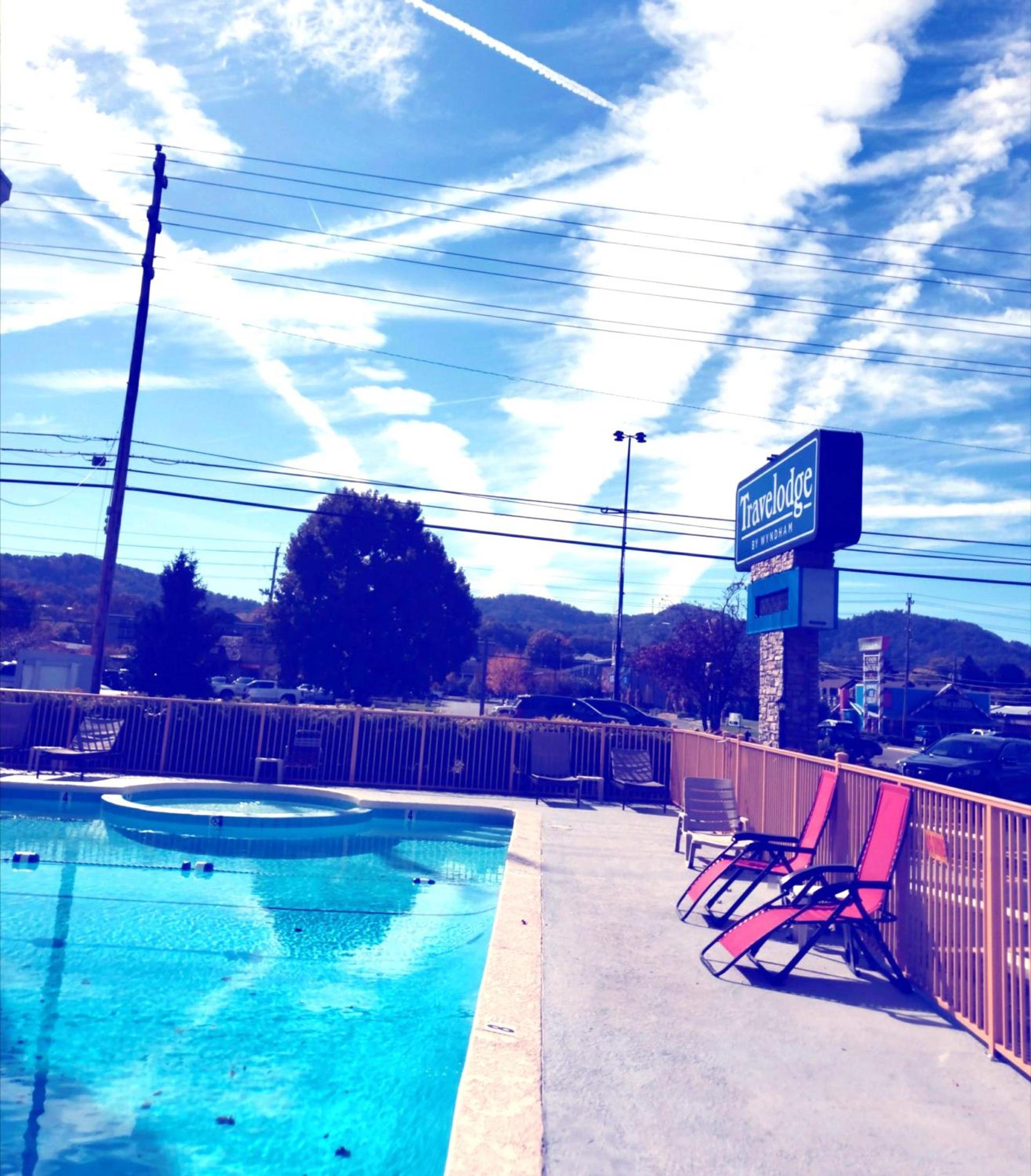 Pigeon Forge Parkway Inn photo 20