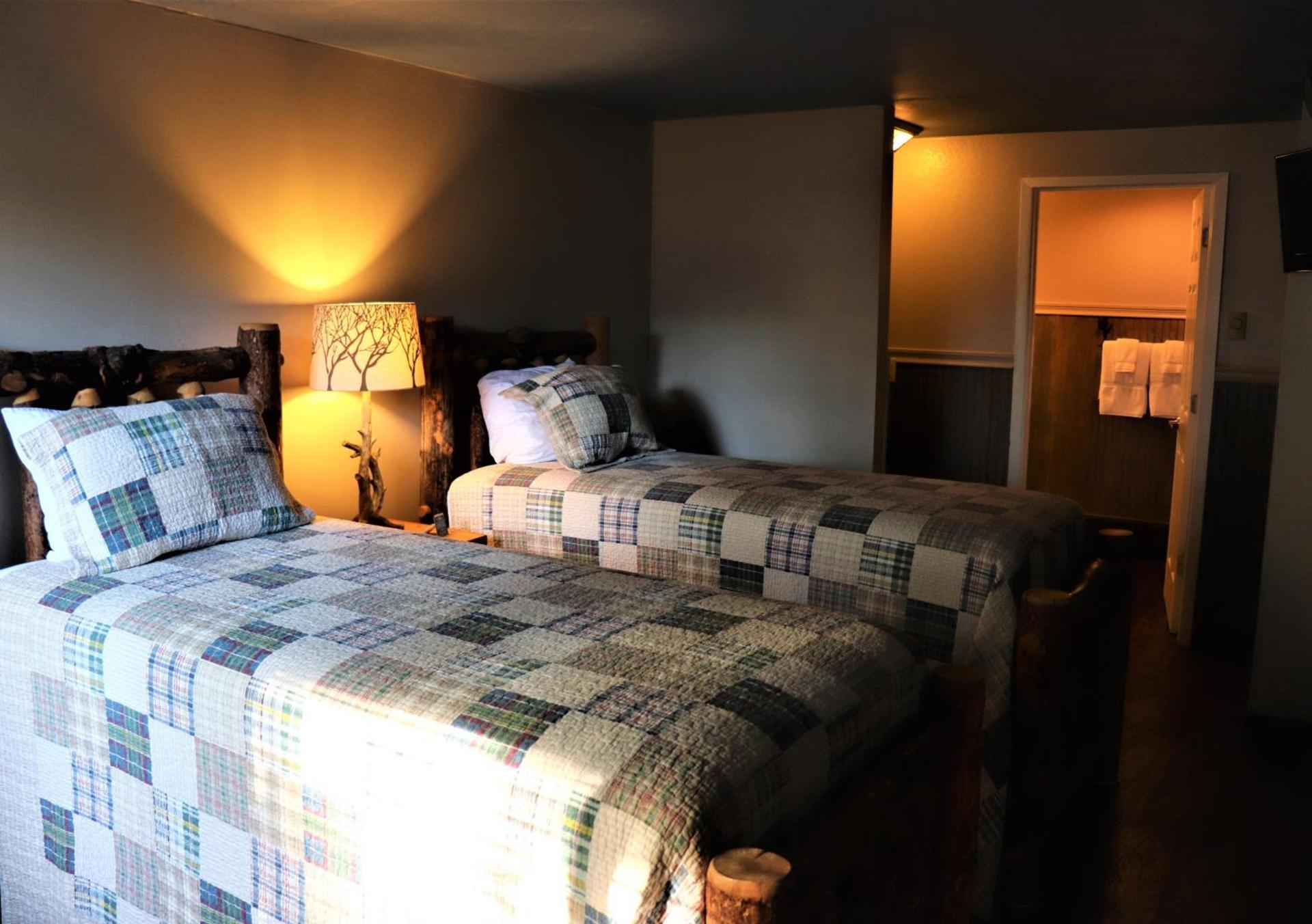 Lone Fir Resort photo 17