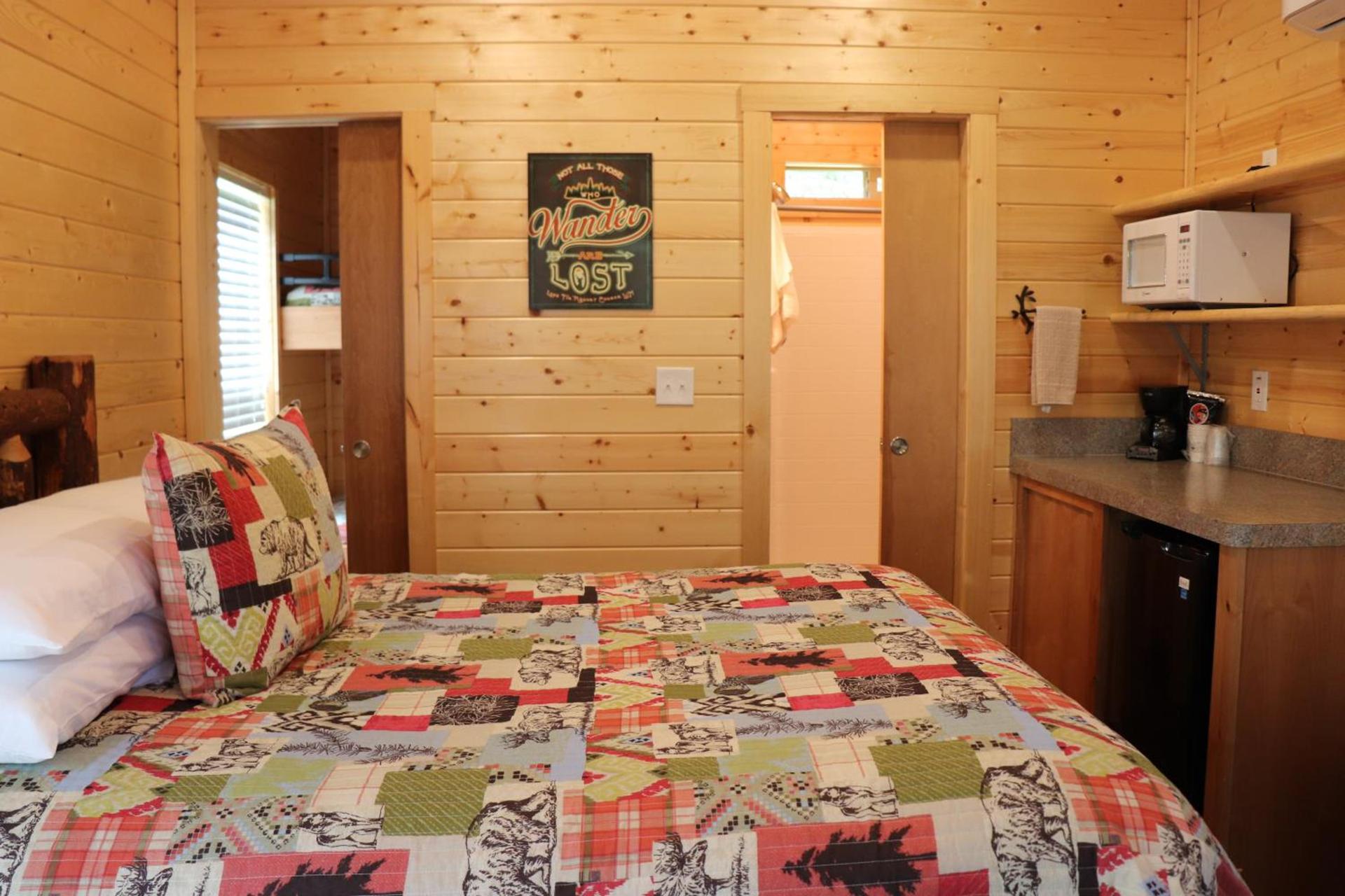 Lone Fir Resort photo 3