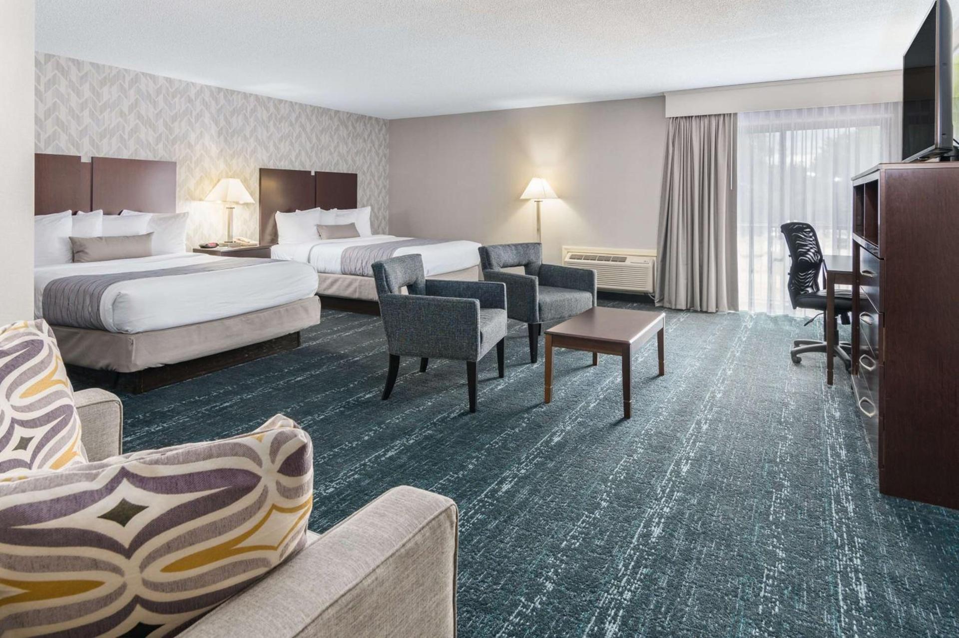 Best Western Plus Keene Hotel photo 14
