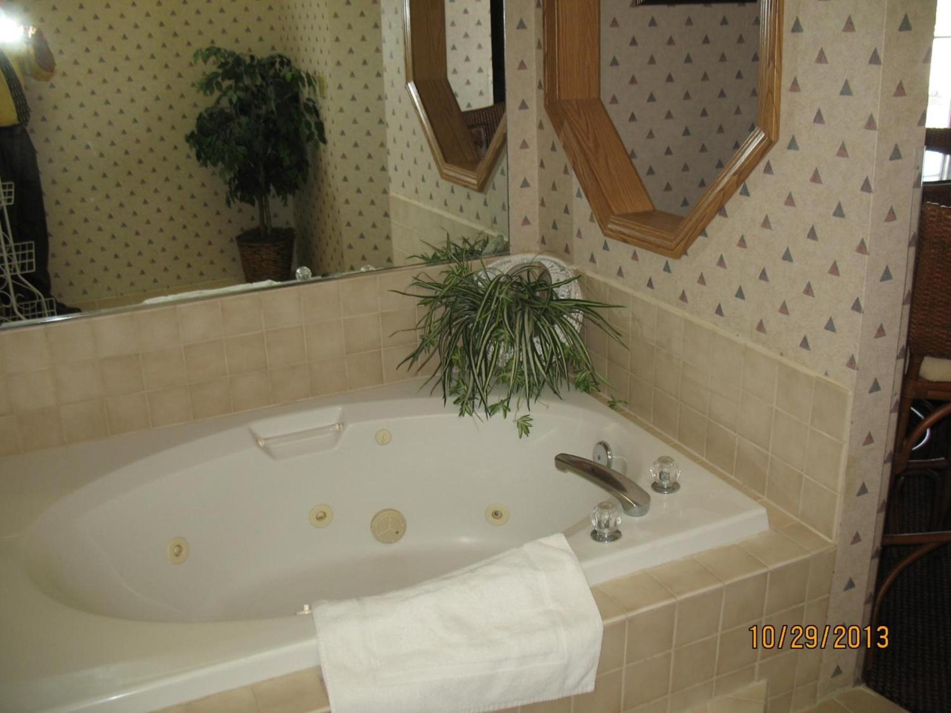Sunrise Inn photo 79
