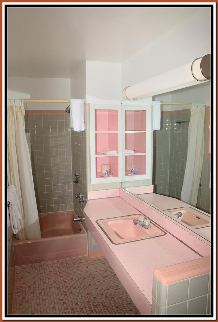The Cardinal Inn photo 60