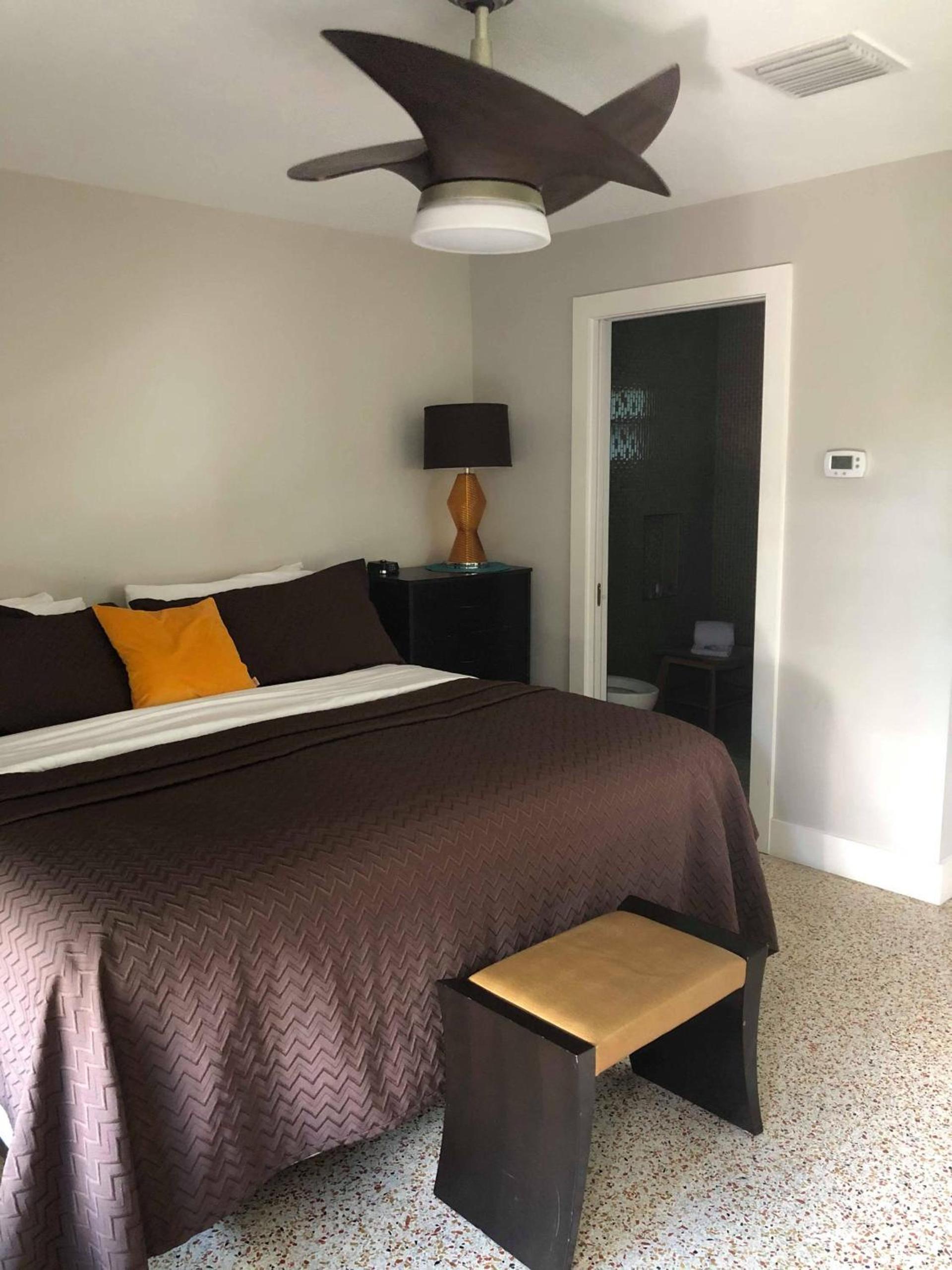 Captiva Beach Resort (open private beach access) photo 18